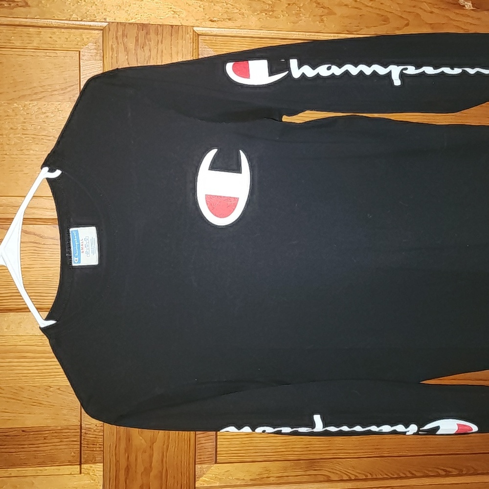 CHAMPION LONG SLEEVE TEE SHIRT